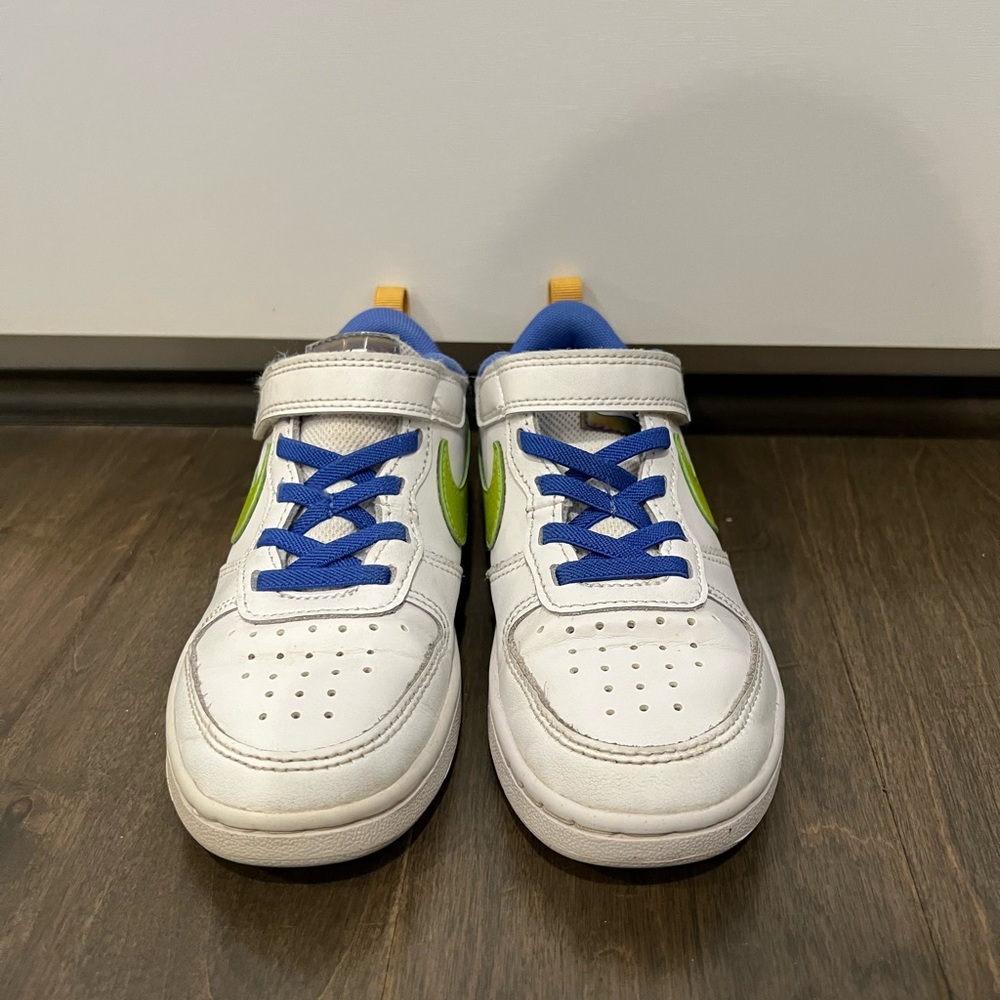 Kids Nike Air Force 1 sneakers